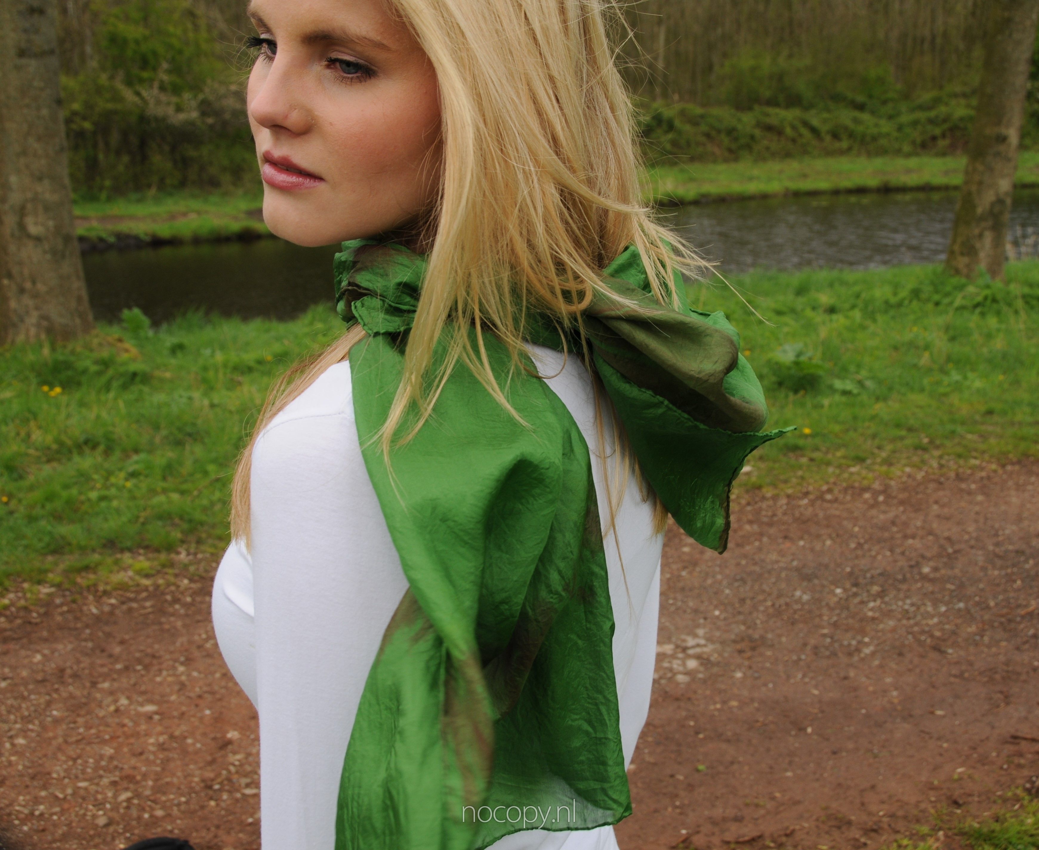 Groene woods zijde sjaal